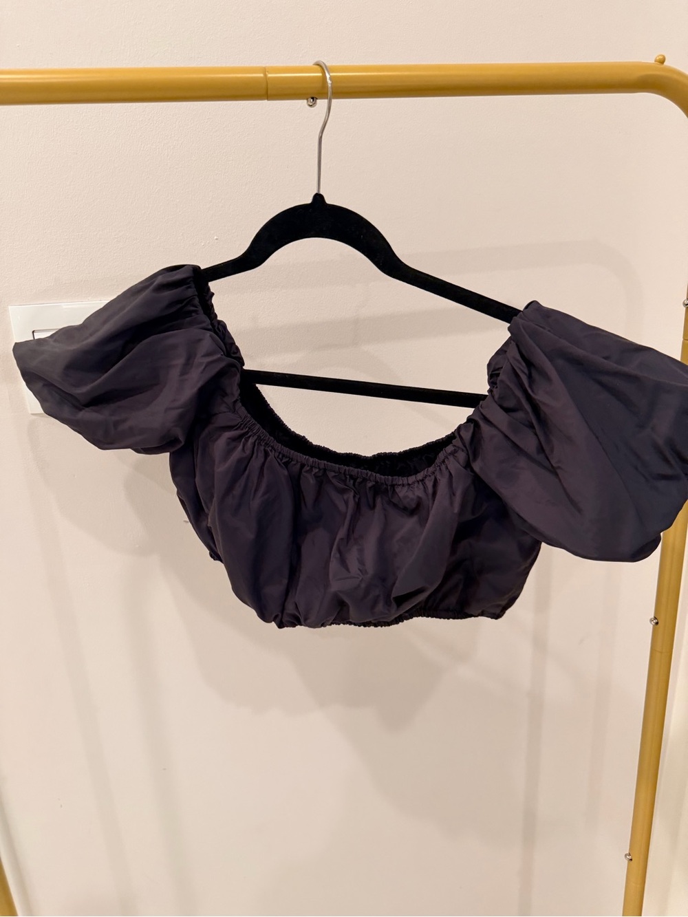 STAUD black  Puff Sleeve Crop Top - Women